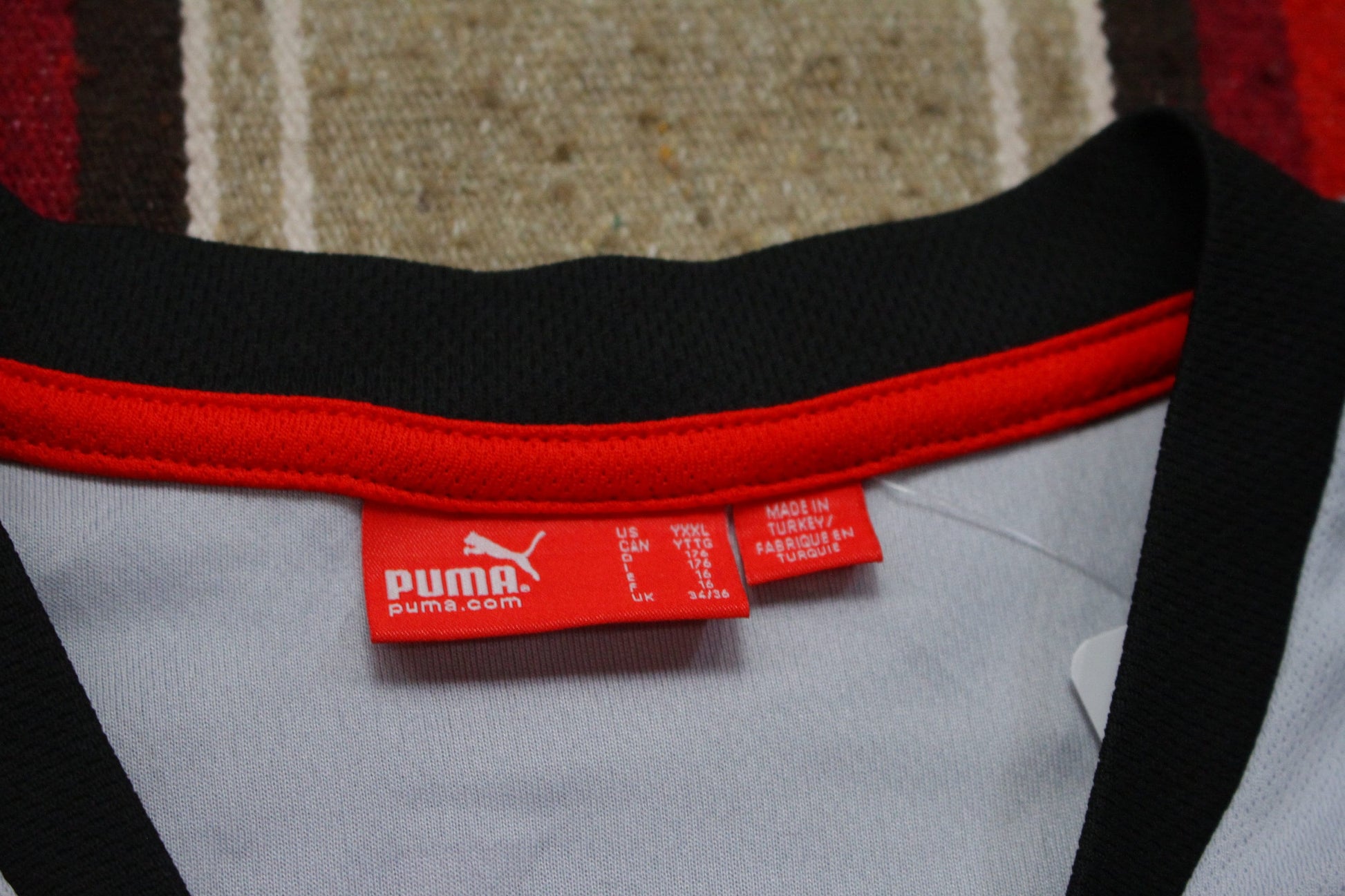 2000s Puma 07-08/08-09 Fortuna Dusseldorf Away/Third Authentic German Soccer Jersey Size M